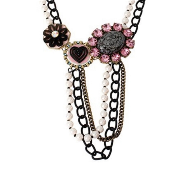 Betsey Johnson Wonderland Necklace - Picture 2 of 3